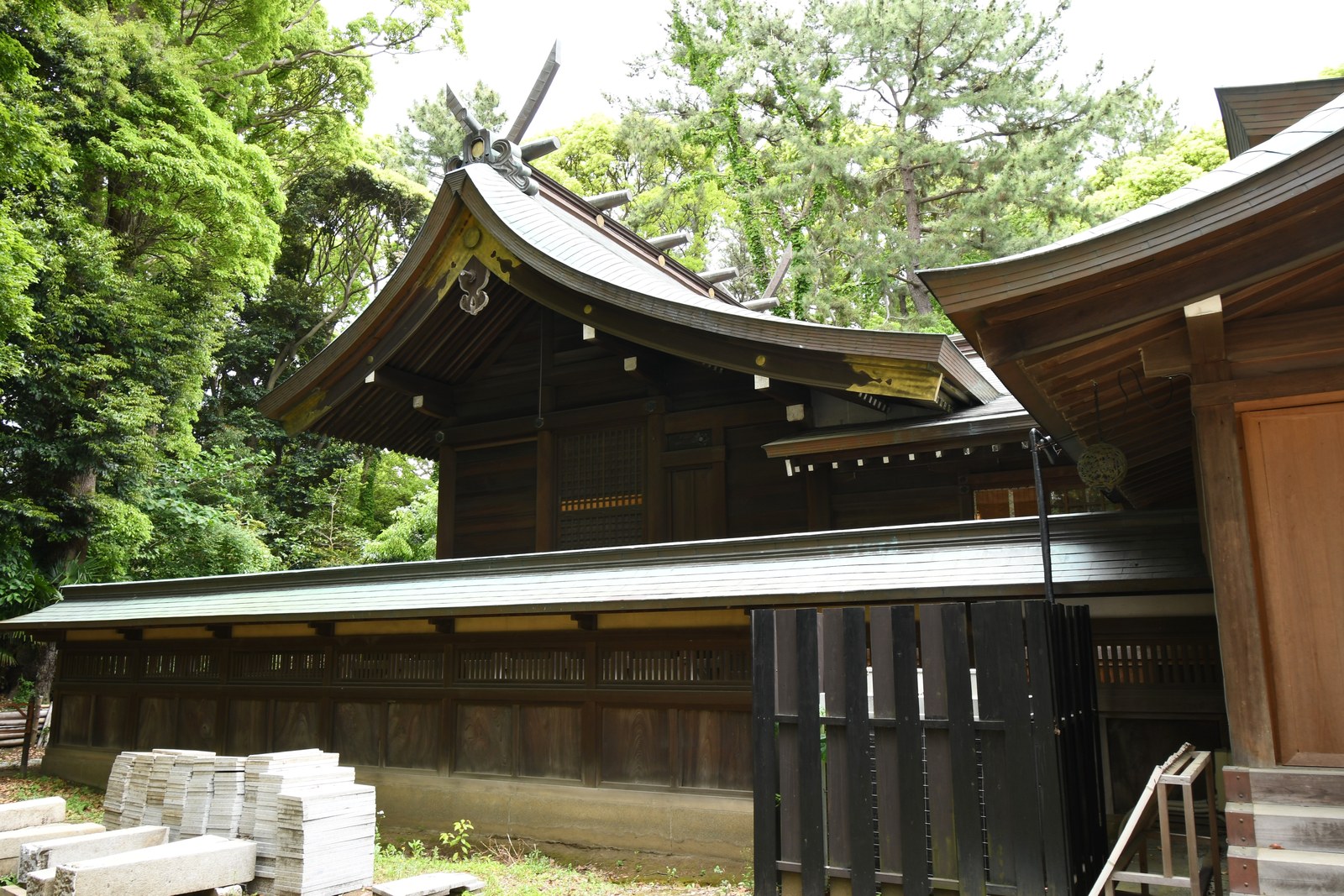 平塚八幡宮の本殿